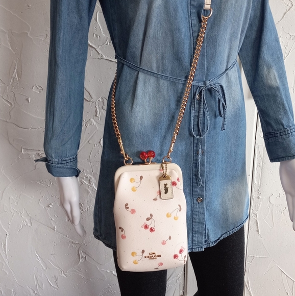 Coach Cherries Kisslock Frame Crossbody RARE!! - Picture 3 of 14
